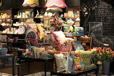礼品店家居用品 打造温馨生活的新风尚